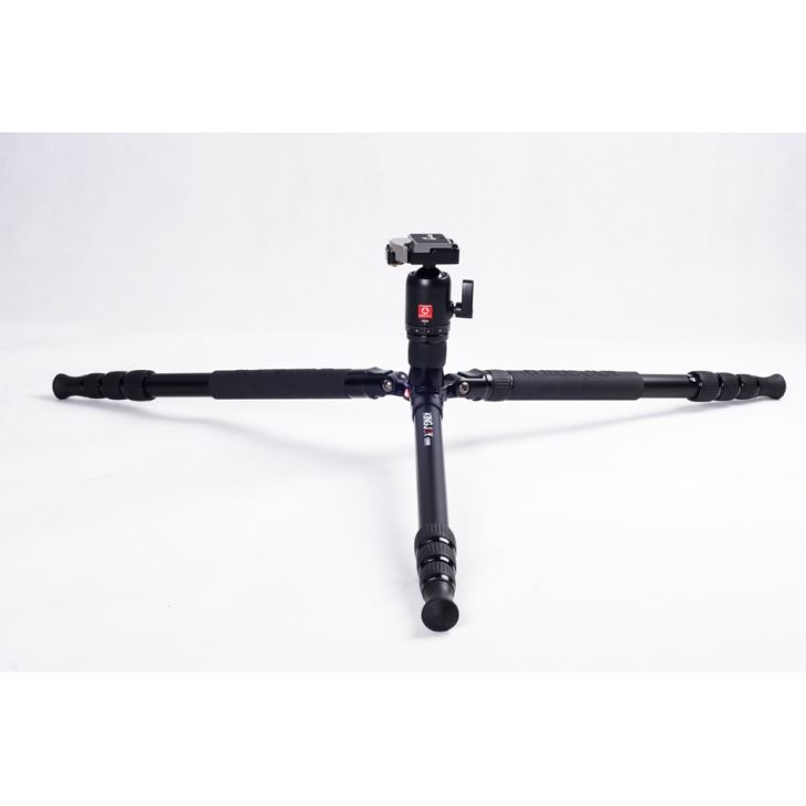 Outdoor Mountain Photographic Tripod with Quick Release Locking System for Camera K2208